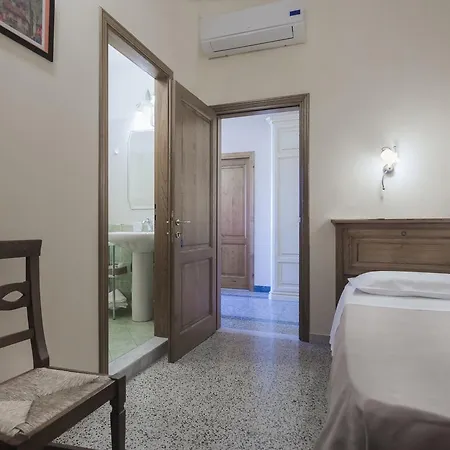 Alexandra Bed & Breakfast