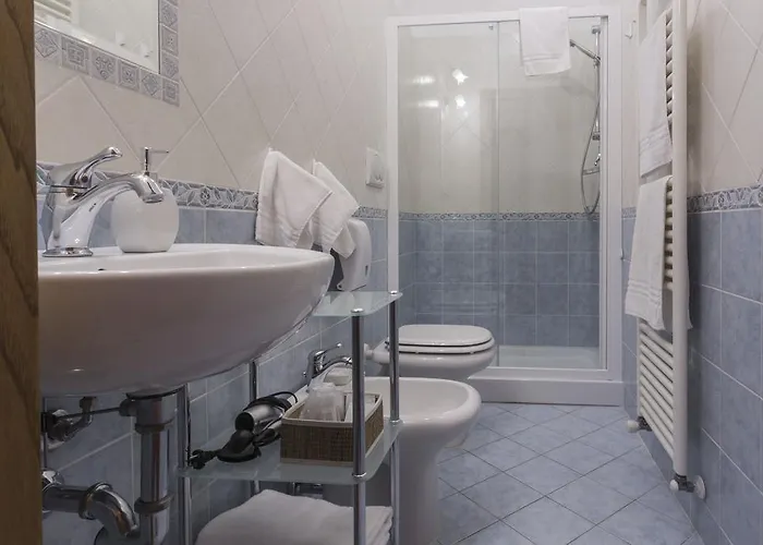 Alexandra 住宿加早餐酒店 卢卡