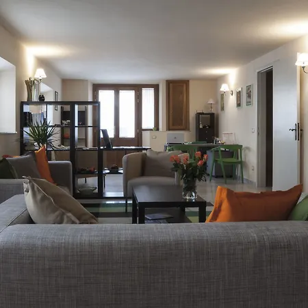 Alexandra Bed & Breakfast Lucca